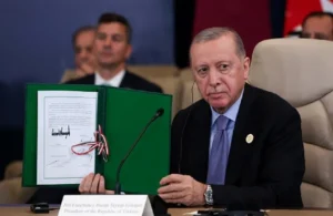 “الثمن سيكون باهظا”.. أردوغان يُحذّر إسرائيل بعد توقيع “اتفاق السلام” في شرم الشيخ “الثمن سيكون باهظا”.. أردوغان يُحذّر إسرائيل بعد توقيع “اتفاق السلام” في شرم الشيخ
